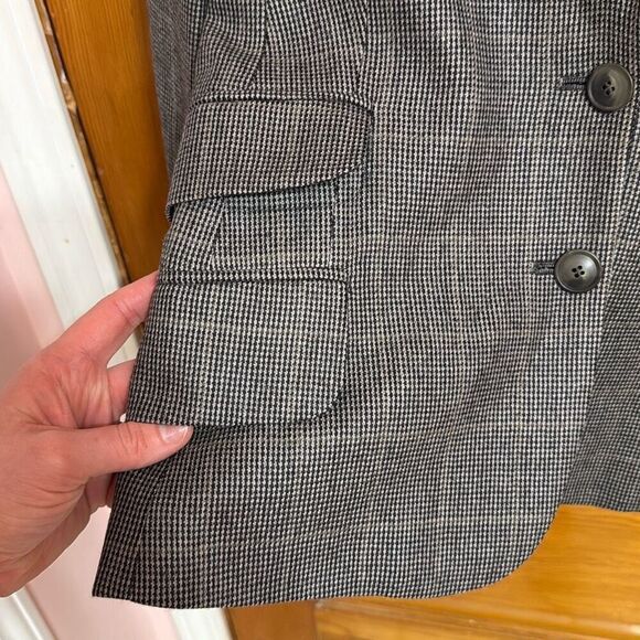 AKRIS Wool Cashmere Grey Plaid 2 Button Blazer Women’s 4 - Picture 3 of 8